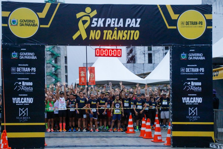 Corrida CG 5K PELA PAZ NO TRÂNSITO 01